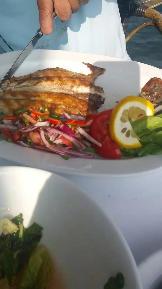 Yeniköy Yalıer 1 Balık Lokantası'nin yemek ve ambiyans fotoğrafları 2