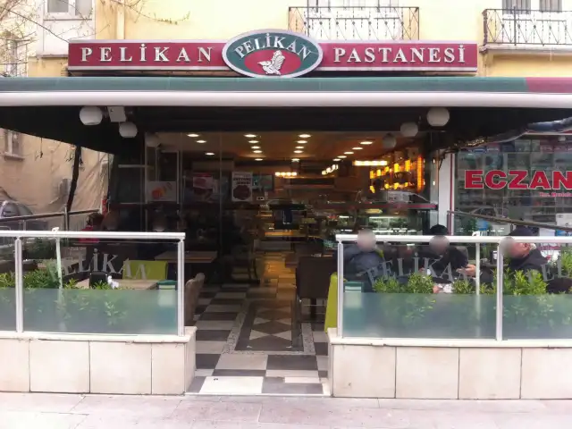 Pelikan Pastanesi'nin yemek ve ambiyans fotoğrafları 3