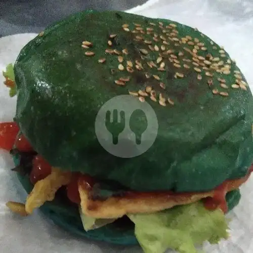 Gambar Makanan Burger Mama Londo, Kedungkandang 18