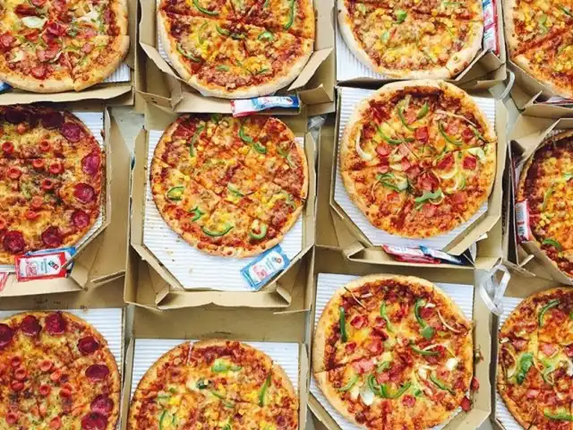 Domino's Pizza Food Photo 14