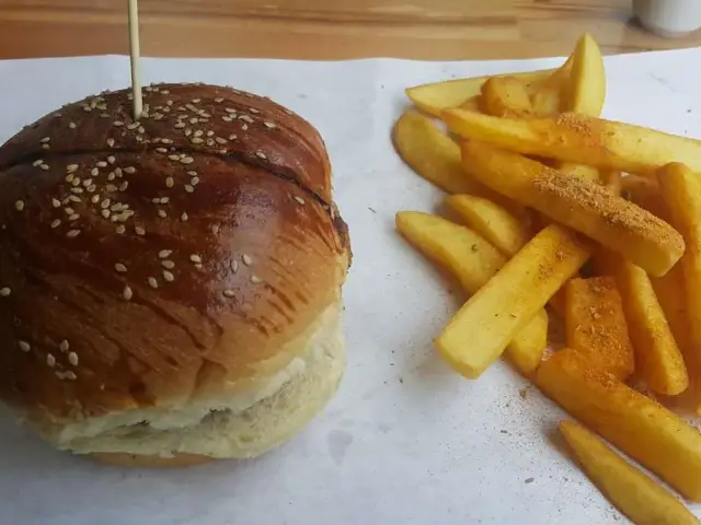 Acun Kasap Burger & Steak House'nin yemek ve ambiyans fotoğrafları 26