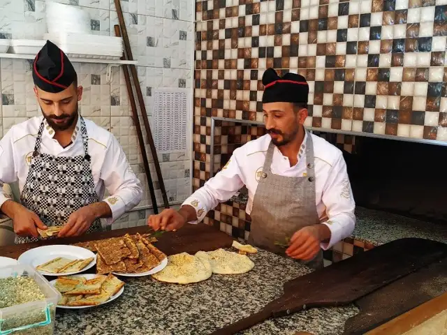 Hasan Şendağlı Pide Ve Yağ Somunu Salonu'nin yemek ve ambiyans fotoğrafları 20