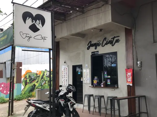 Gambar Makanan Kopi Janji Cinta 20