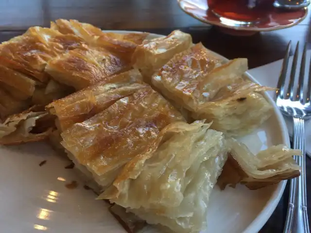 Çengelköybörekçisi Üsküdar'nin yemek ve ambiyans fotoğrafları 3
