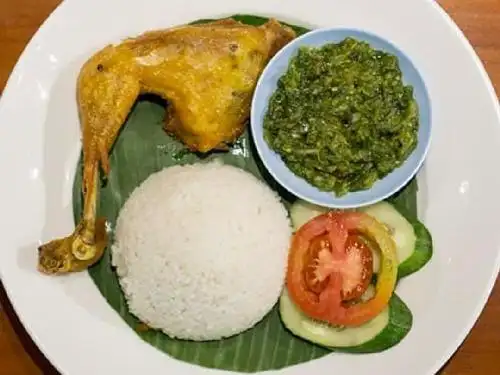 Ayam Batokok Dobi, Dobi 1