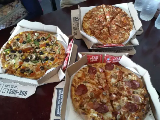 Gambar Makanan Domino's Pizza 9