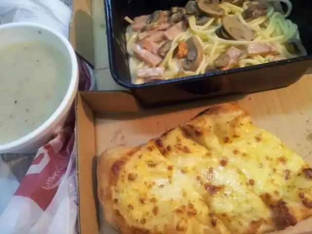 PHD (Pizza Hut Delivery) Food Photo 6