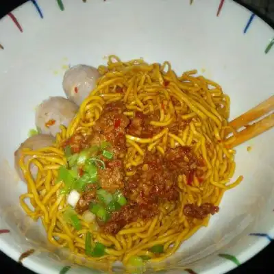 Bakmi Rica Sadewa