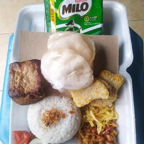 Gambar Makanan Nasi Kuning Dan Nasi Uduk Bu Yuni, Tegalrejo 9