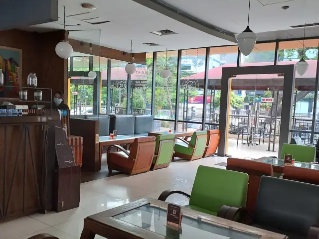 Gambar Makanan Eatwell&Coffee-HotelIbisBudgetJakartaCikini 7