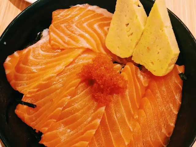 Gambar Makanan Okinawa Sushi 4