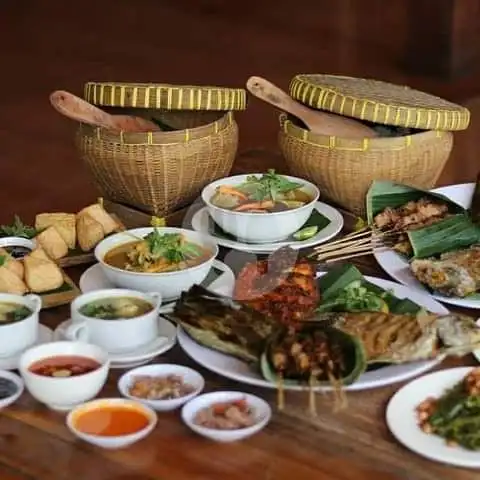 Gambar Makanan Warung Mina Peguyangan , jln astasura 91 denpasar 4