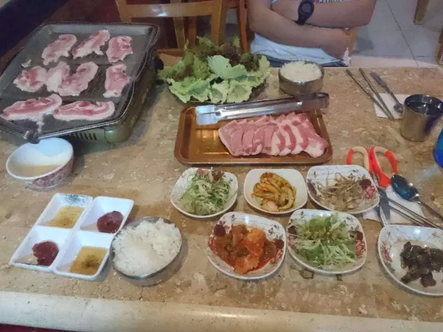 Donga Korean Samgyupsal Food Photo 13