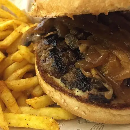 Fess Burger'nin yemek ve ambiyans fotoğrafları 9