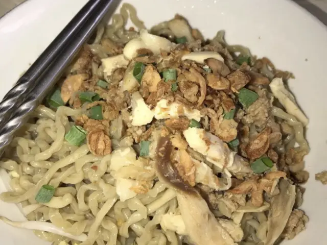 Gambar Makanan Bakmi Telor Asli 4