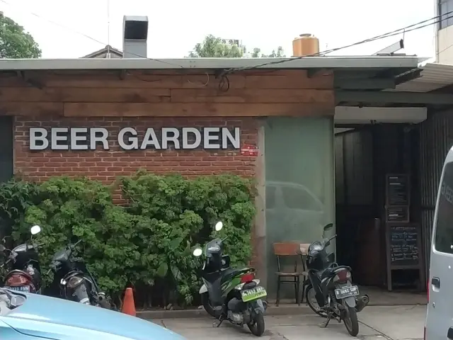 Gambar Makanan Beer Garden 8