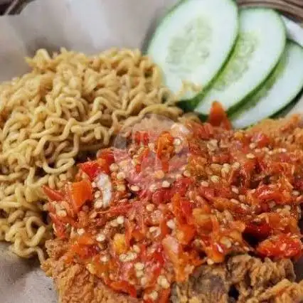 Gambar Makanan Nasi Goreng & Ayam Geprek Kedai Tiga Putri, Veteran 19