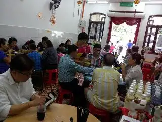 Tong Lek 8 Cafe