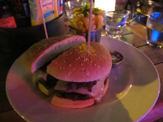OX Wine & Burger Bar'nin yemek ve ambiyans fotoğrafları 53