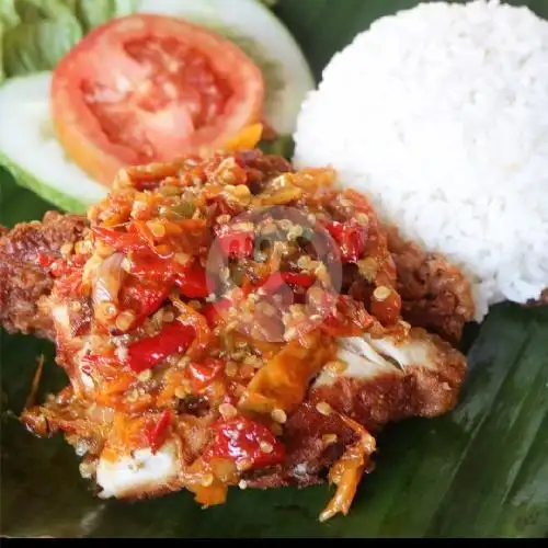 Gambar Makanan Ayam Geprek Home Chicken, Jl. Perwira 1 Brayan Bengkel 2