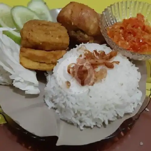 Gambar Makanan Nasi Uduk Ayam Kebumen Bu Sum, Kampung Melayu 5