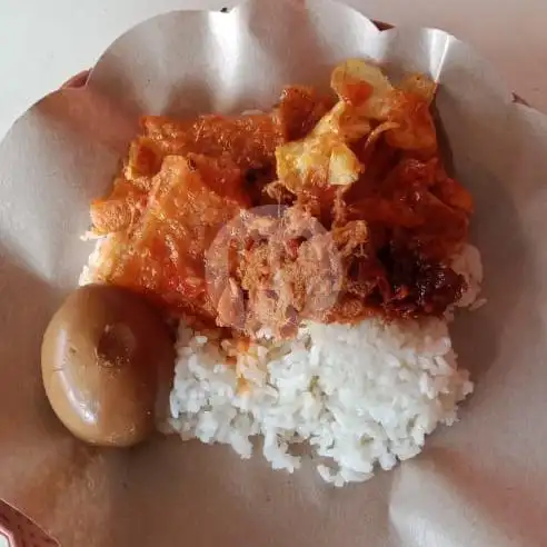 Gambar Makanan Warung Makan Gudeg Bu Rini, Jebres 13