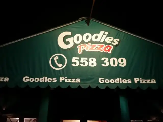 Gambar Makanan Goodies Pizza 9