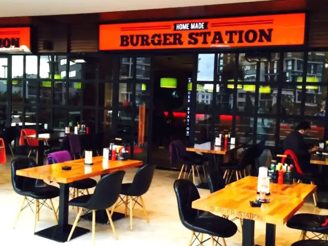 Burger Station'nin yemek ve ambiyans fotoğrafları 12
