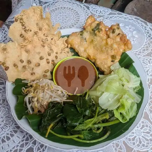 Gambar Makanan Warung Bu Menur Nasi Pecel Rames Es Campur, Banyumanik 8