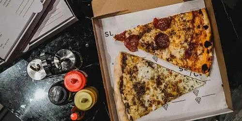 Sliced Pizzeria, Cilandak