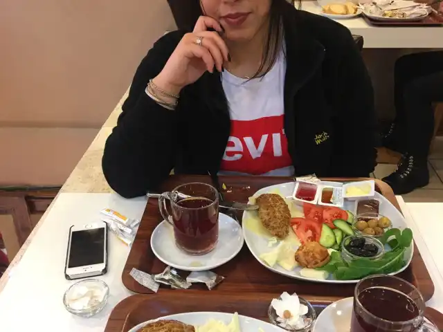 Aslı Börek Beşiktaş Çarşı'nin yemek ve ambiyans fotoğrafları 3