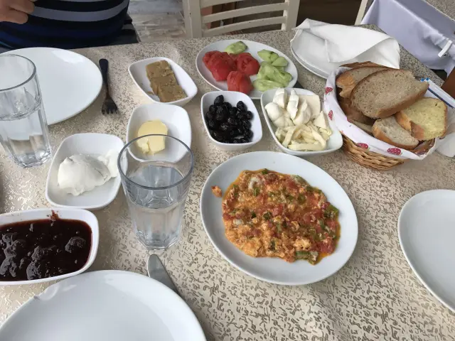 Deniz Gülü Balık Restaurant'nin yemek ve ambiyans fotoğrafları 41