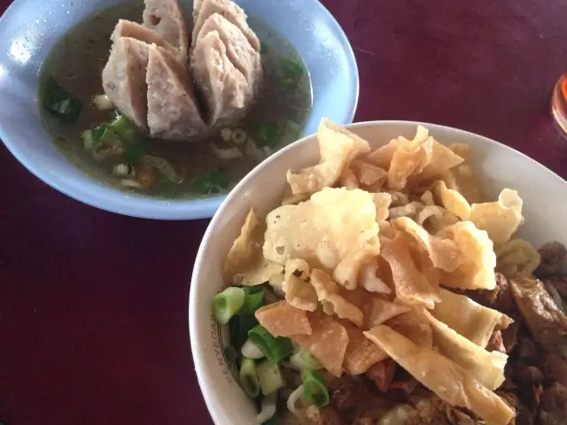 Gambar Makanan Mie Ayam Bakso Fajar 6