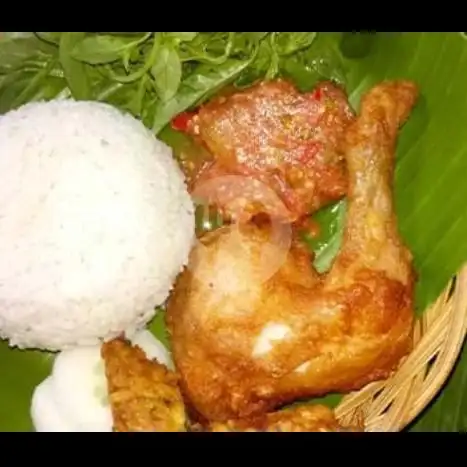 Gambar Makanan Nasi Krawu Dan Lalapan Sambal Lalah, Lowokwaru 2