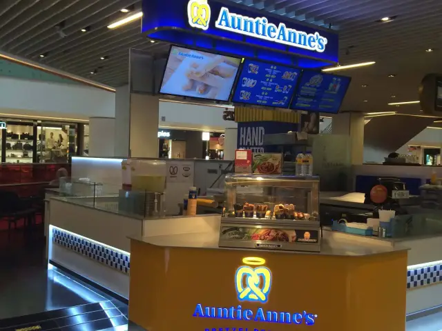 Auntie Anne's Food Photo 15