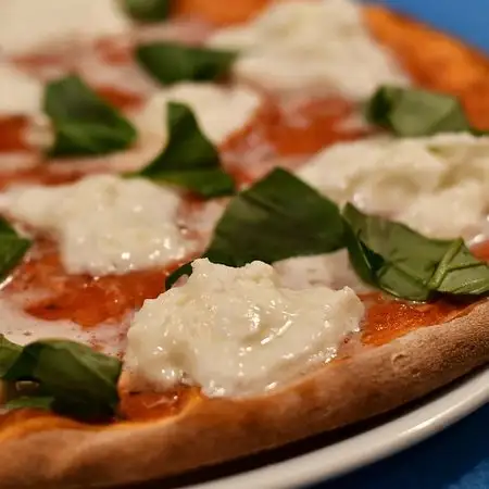 Pizzeria Pera'nin yemek ve ambiyans fotoğrafları 15