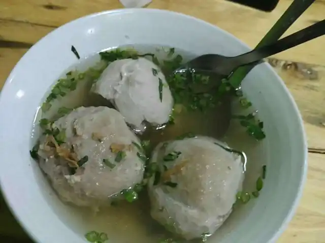 Gambar Makanan Baso Moncrot 9