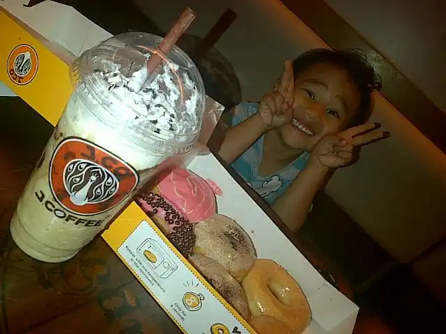 Gambar Makanan J.CO Donuts & Coffee 7