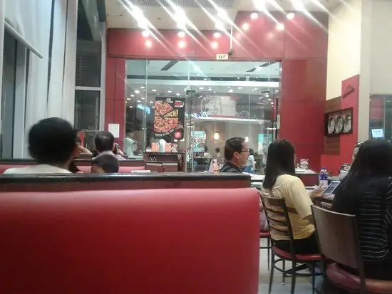 Pizza Hut SM Lanang