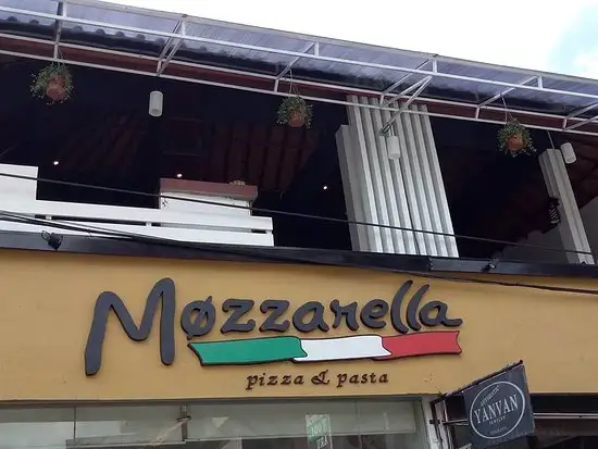 Gambar Makanan Mozzarella Ubud 8