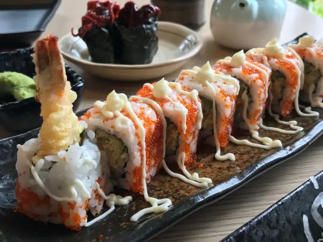 Gambar Makanan Sushi Man 8
