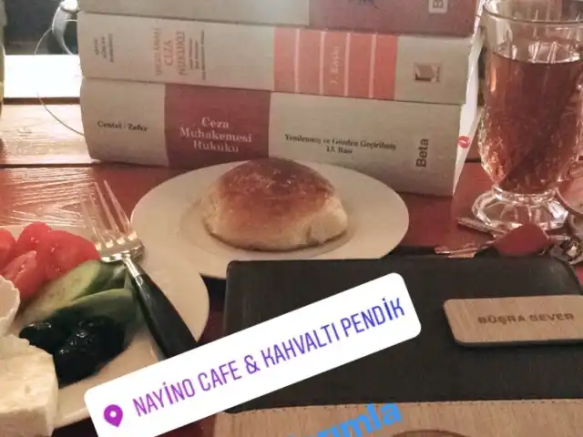 Nayino Cafe