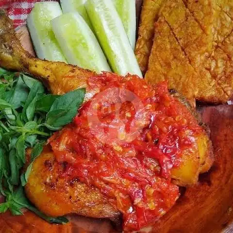 Gambar Makanan Ayam Penyet 6878, Jalan Sisinga Mangaraja No.17 14