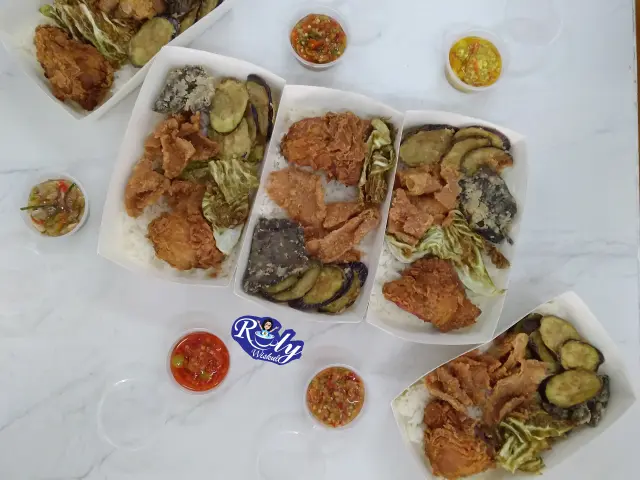 Gambar Makanan Ayam Geprek Chiko 12