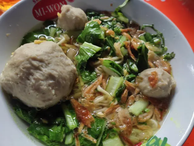 Mie Baso Rudal Anggrek