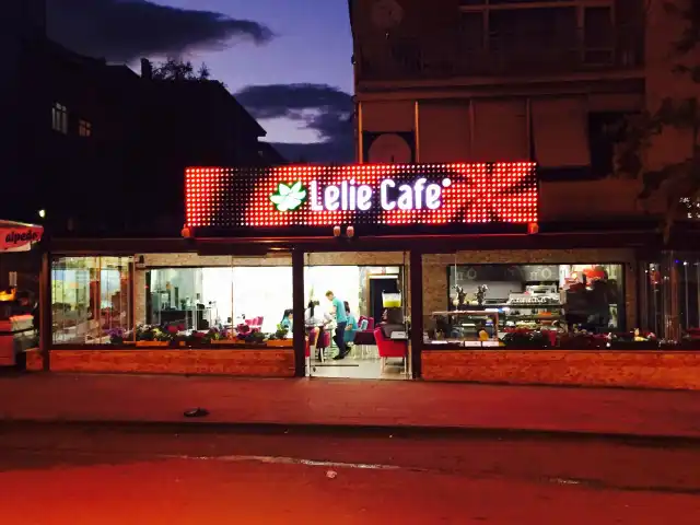 Lelie Cafe & Bistro'nin yemek ve ambiyans fotoğrafları 1