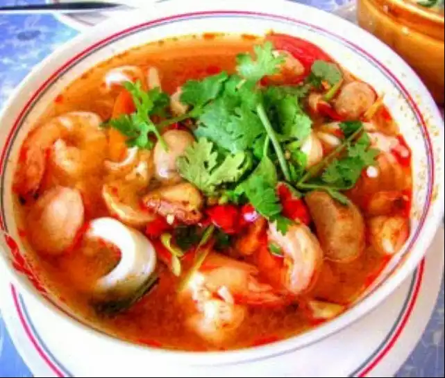 Tom Yam Seafood Tomang Elok