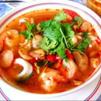 Tom Yam Seafood Tomang Elok