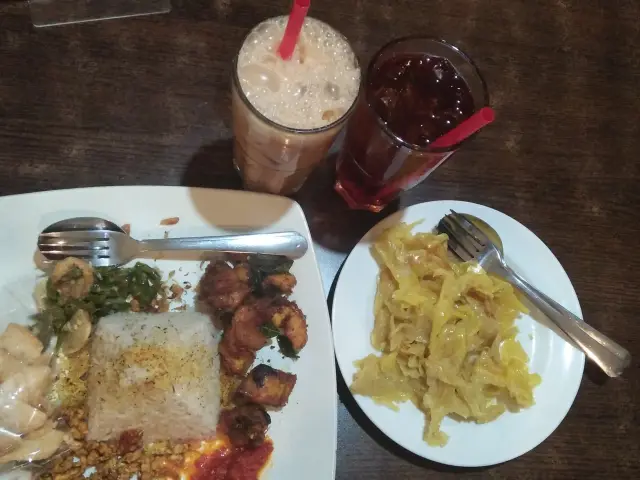 Gambar Makanan Jambo Kupi 13