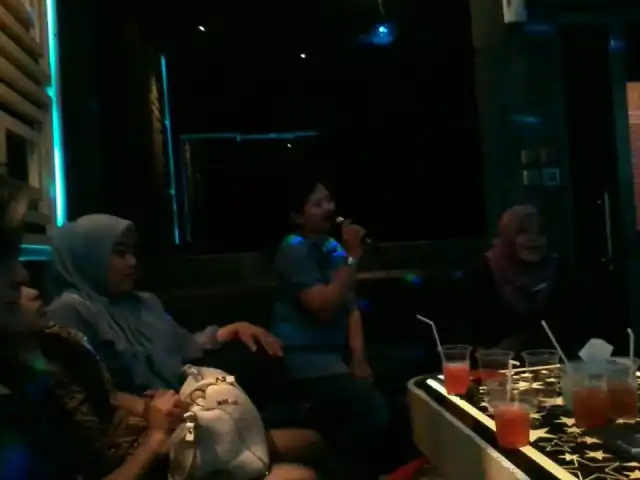 Gambar Makanan Happy Puppy Karaoke Keluarga 10